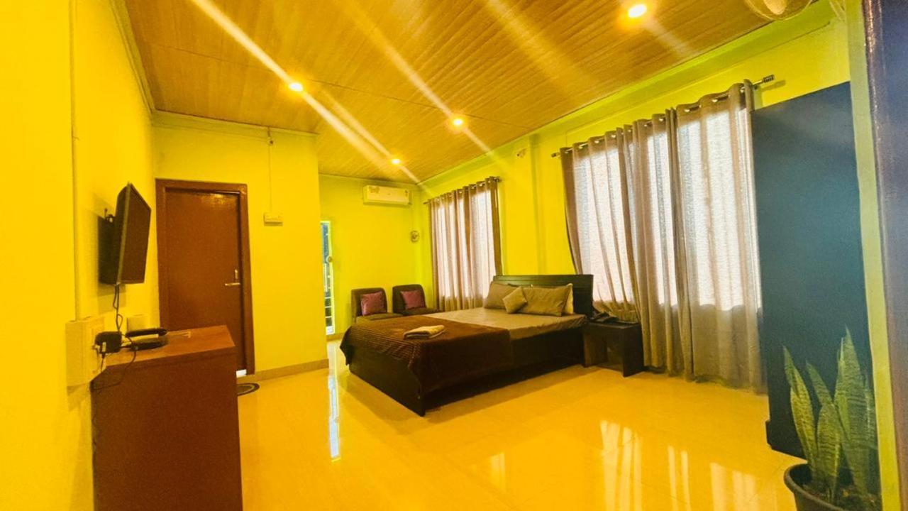 City Guest House Dimāpur エクステリア 写真